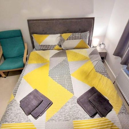 Modern 3-Bed House In Surrey Quays Villa London Luaran gambar
